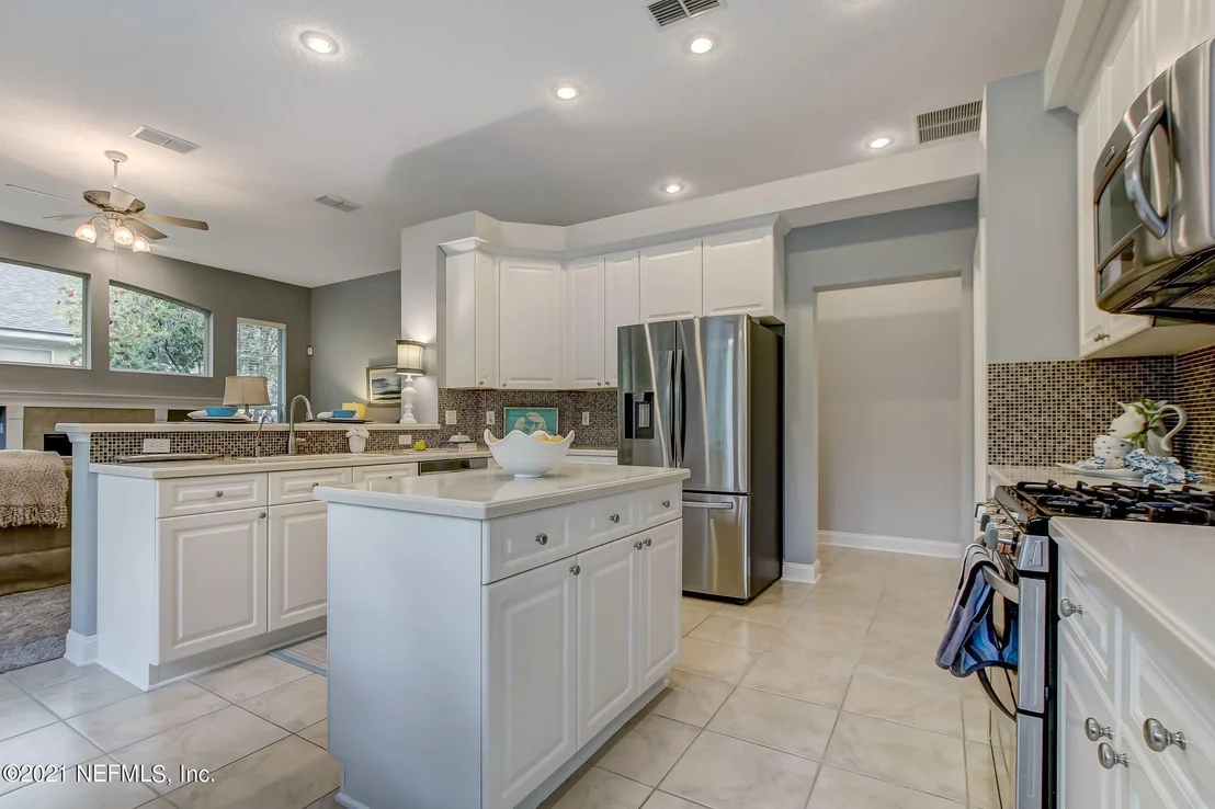 Photo of 109 SUNNYSIDE Drive