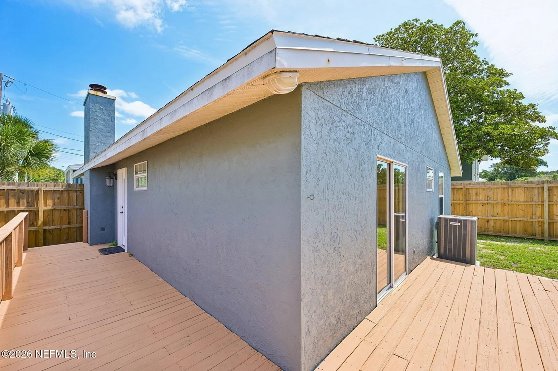 Photo of 207 B Street