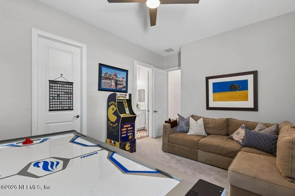 Photo of 660 OUTLOOK Drive