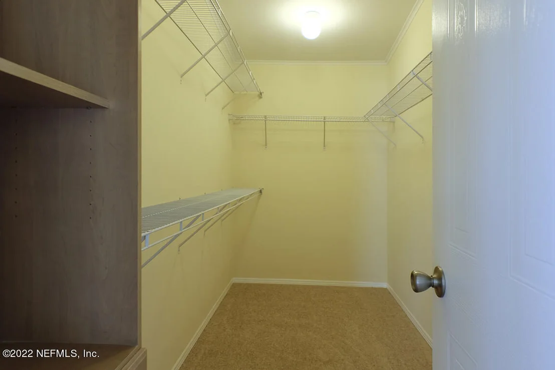 Photo of 121 SEMINOLE Trail