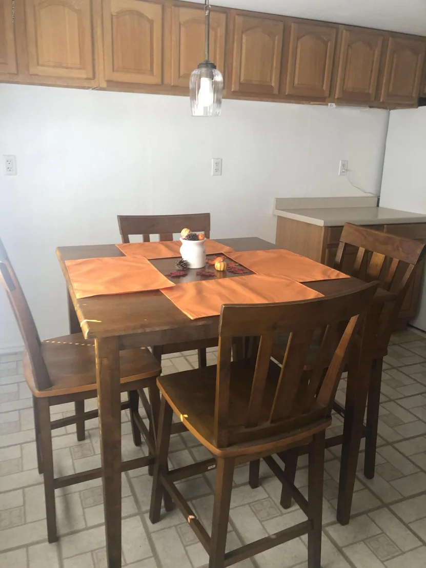 Photo of 610 COLLEY Road