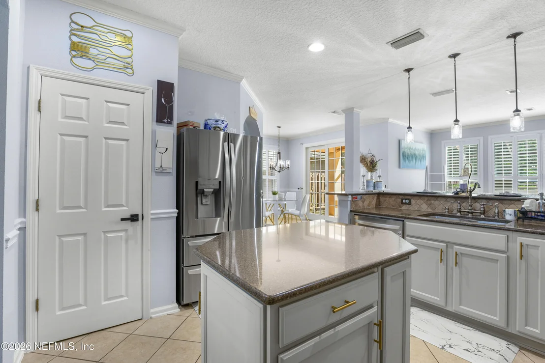 Photo of 3020 S ATHERLEY Road