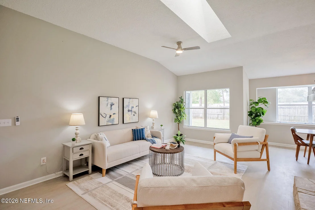 Photo of 7838 MOSS POINTE Trail W