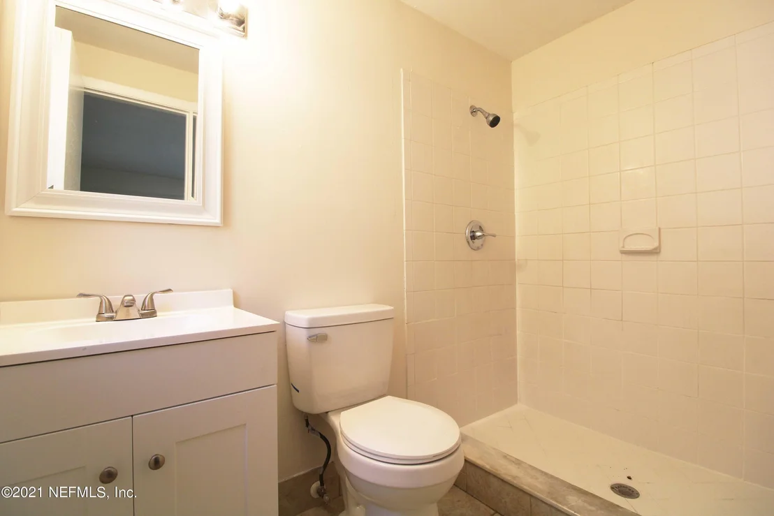 Photo of 915 WESTGATE Drive