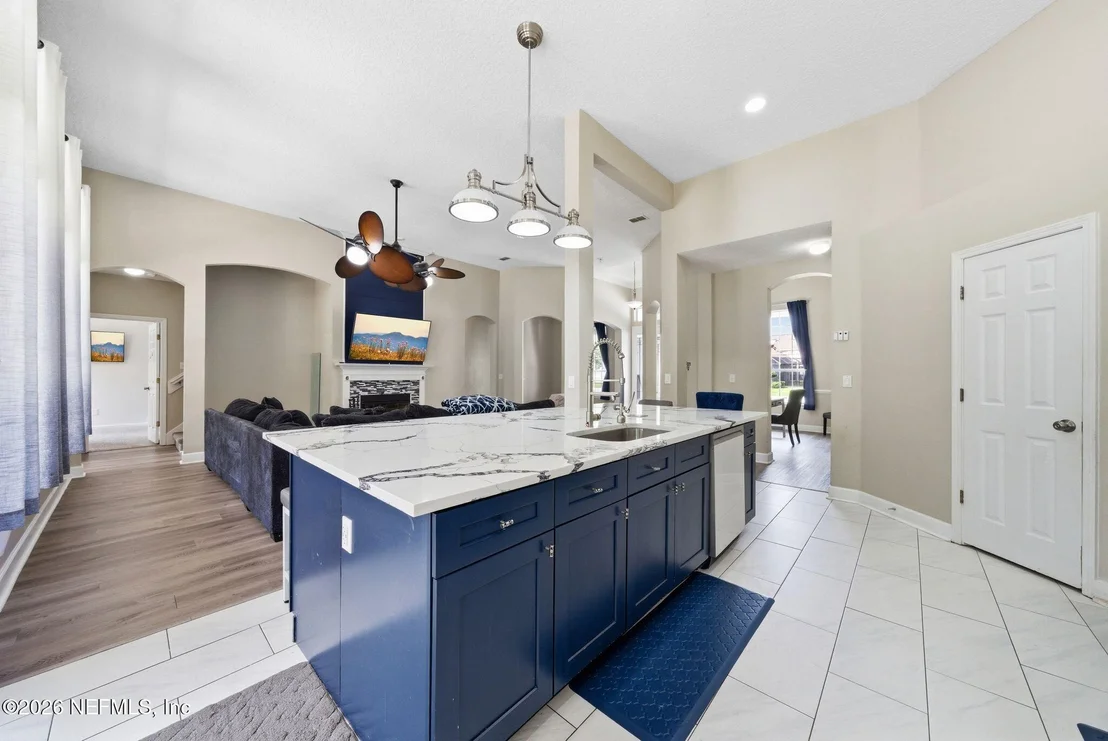 Photo of 7907 DAWSONS CREEK Drive