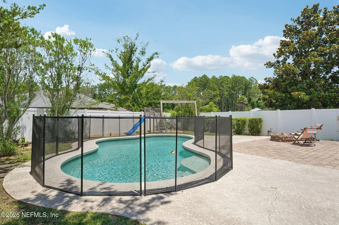 Photo of 96398 COMMODORE POINT Drive