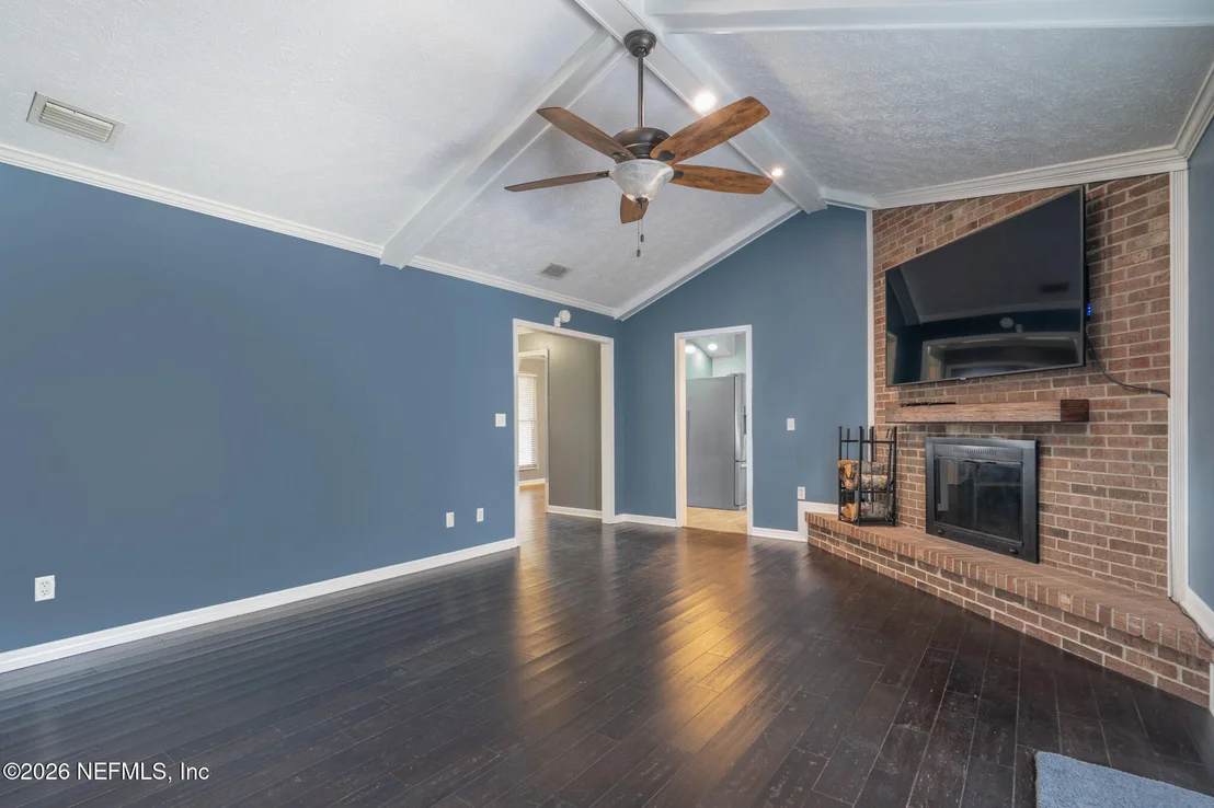 Photo of 377 FOXRIDGE Road