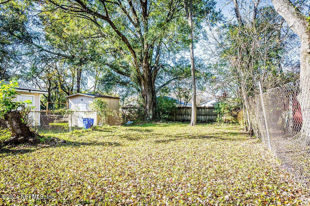 Photo of 1132 DIVISION Street