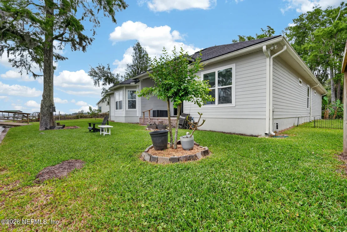 Photo of 10111 COUNTY ROAD 13 N