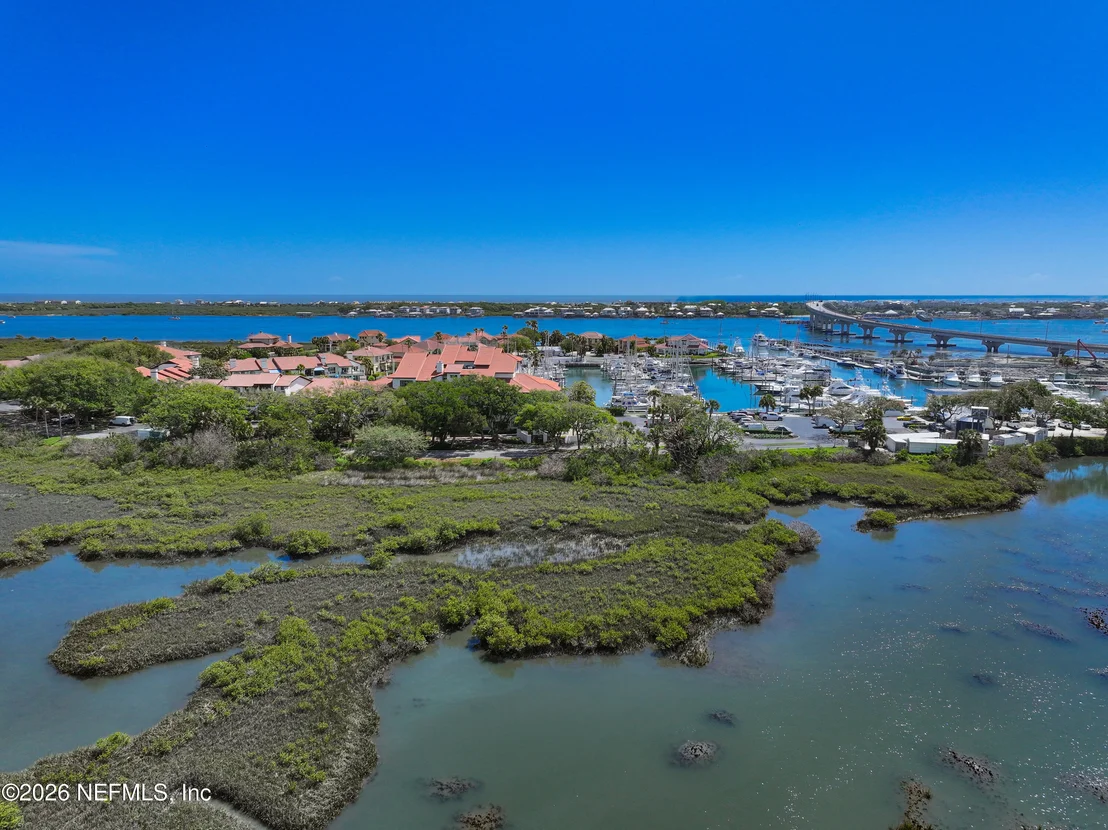Photo of Unit 3101 at 3101 HARBOR Drive