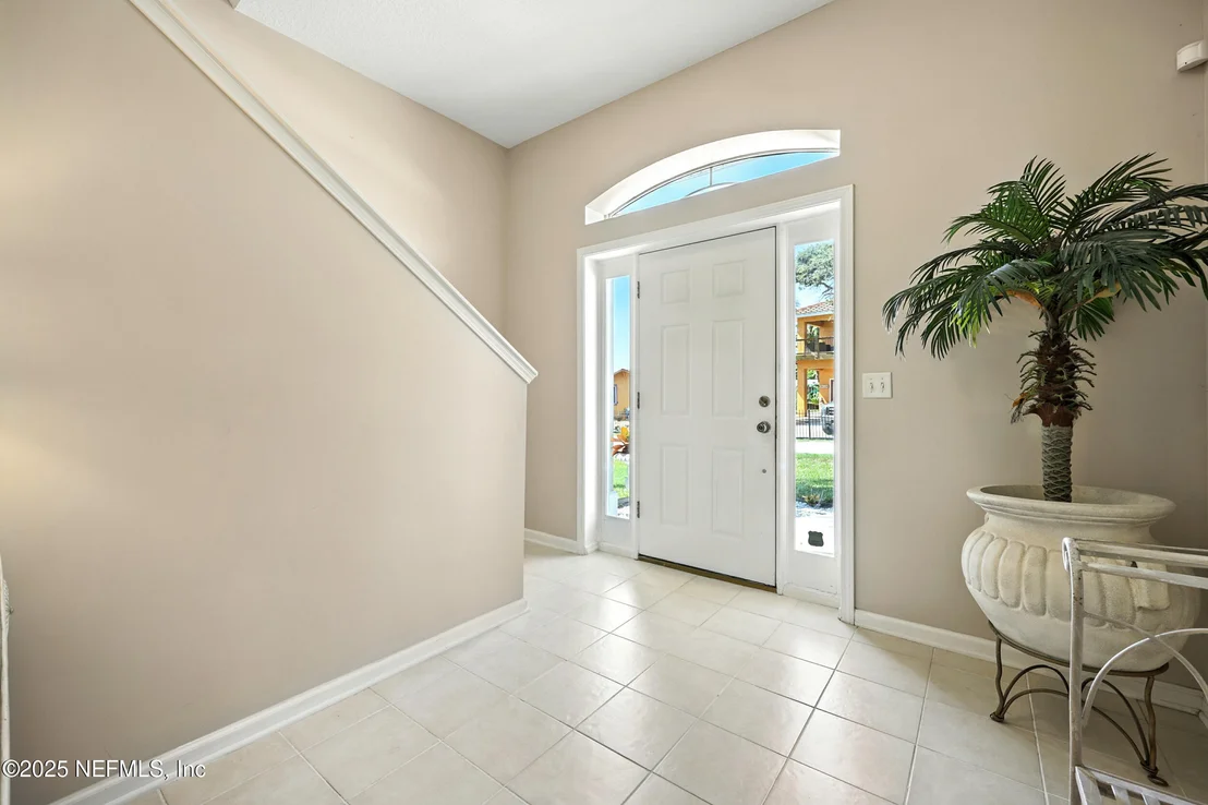 Photo of 41 MILLIKEN Lane