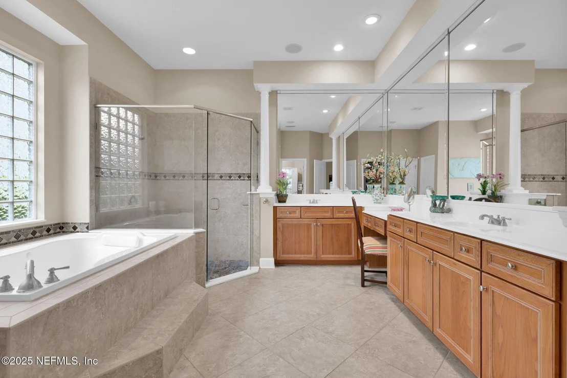 Photo of 159 LA MESA Drive
