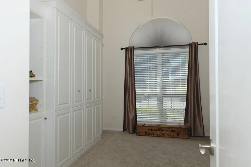 Photo of 1452 COURSE VIEW Drive