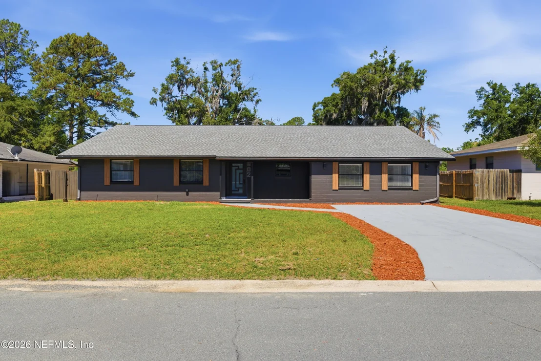 Photo of 802 ANTIGUA Road