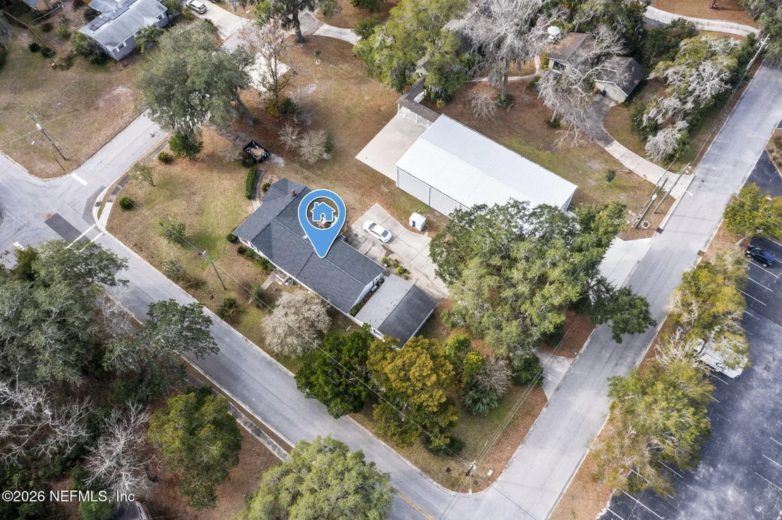 Photo of 517 CLINTON Drive