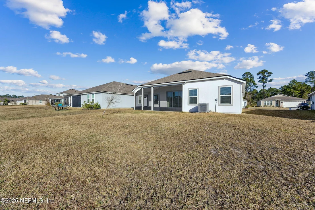 Photo of 70414 WINDING RIVER Drive