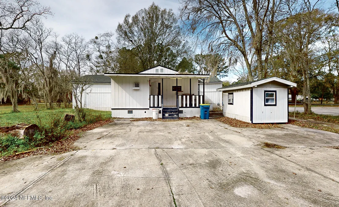 Photo of 11743 SIMMONS Road