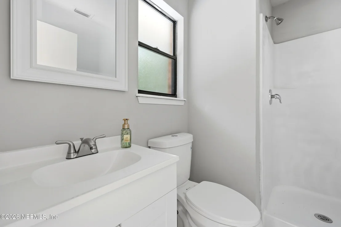 Photo of 668 FINGAL Drive