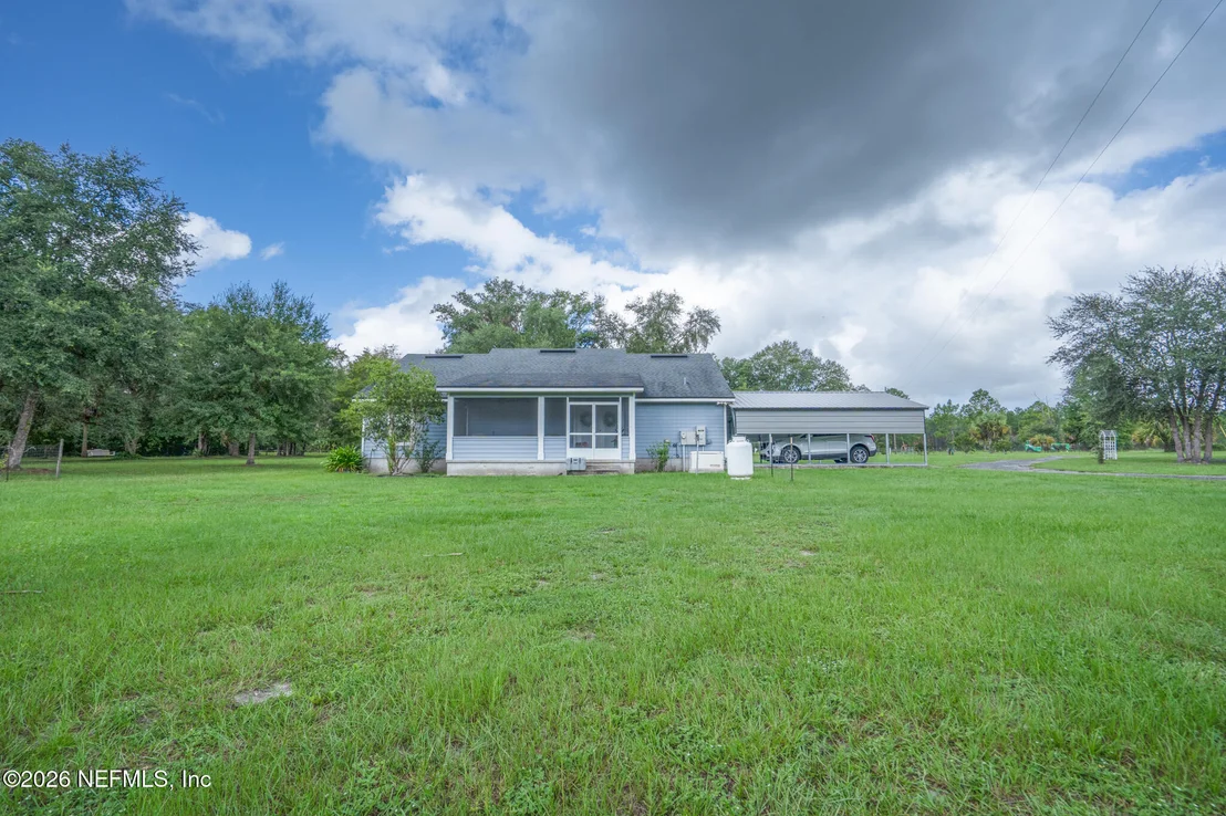 Photo of 272785 MURRHEE Road
