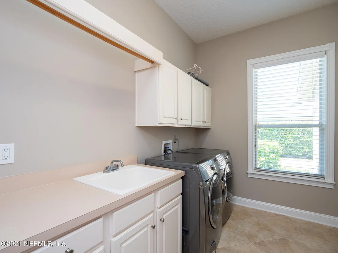 Photo of 349 SUMMERSET Drive