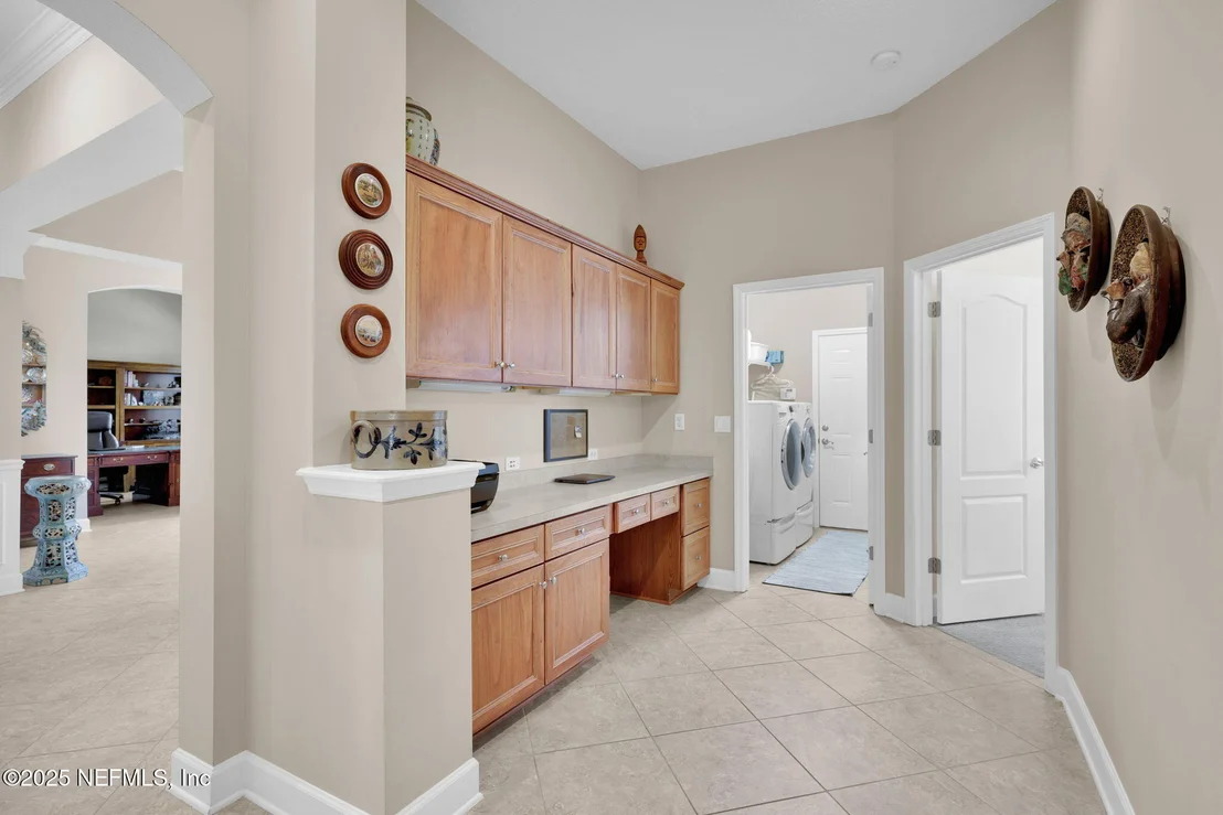 Photo of 159 LA MESA Drive