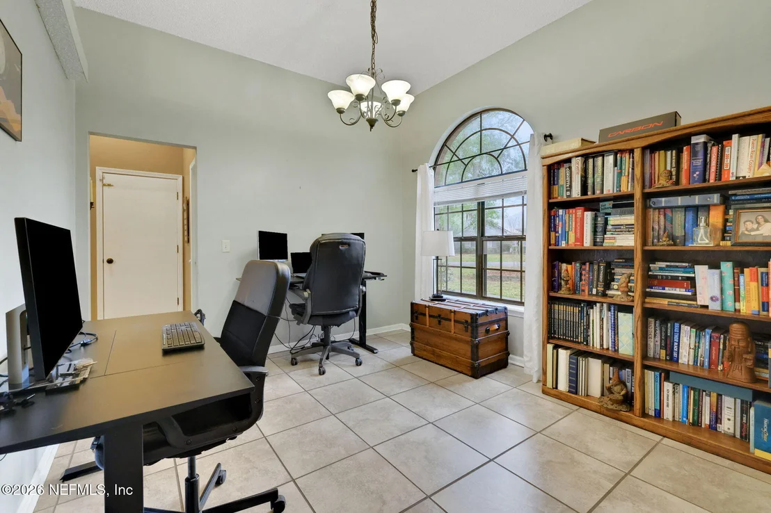 Photo of 3105 NAUTILUS Road