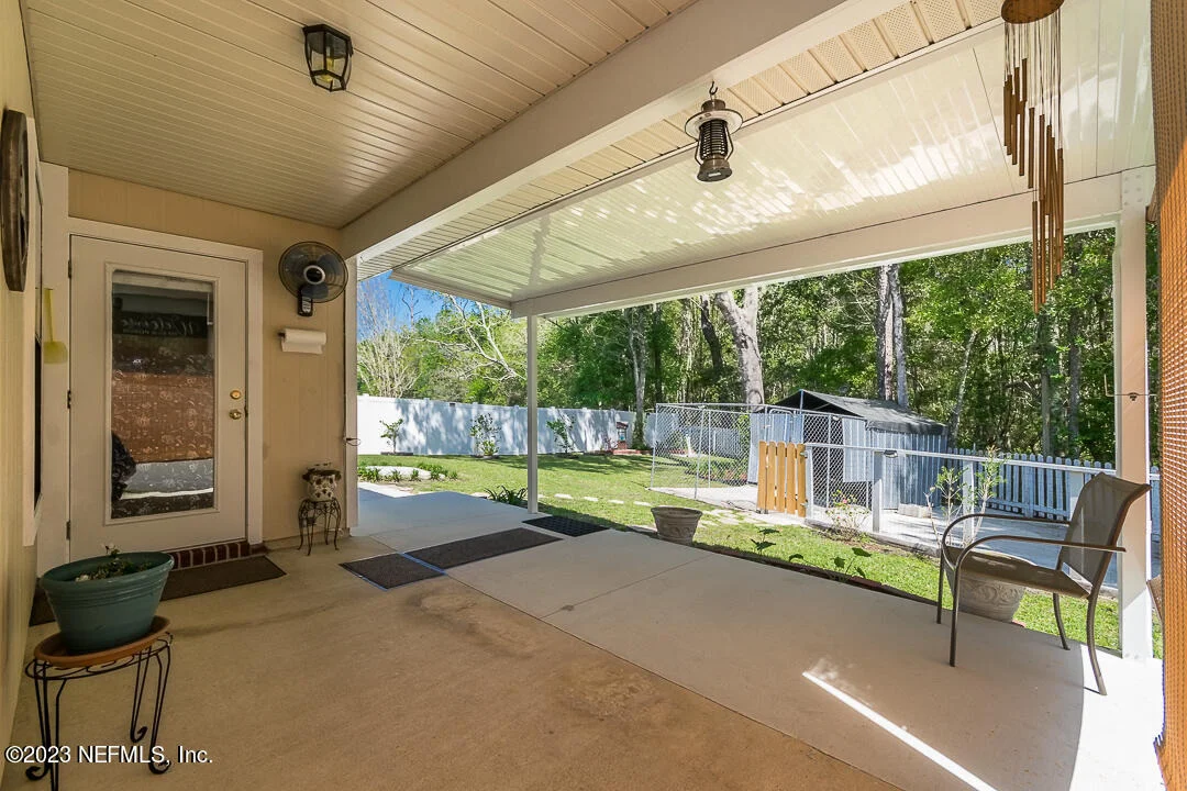 Photo of 219 DOVER BLUFF Drive
