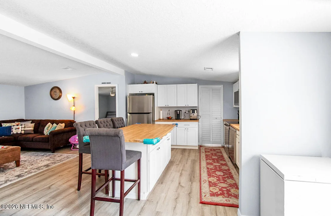 Photo of 1108 W KING Street