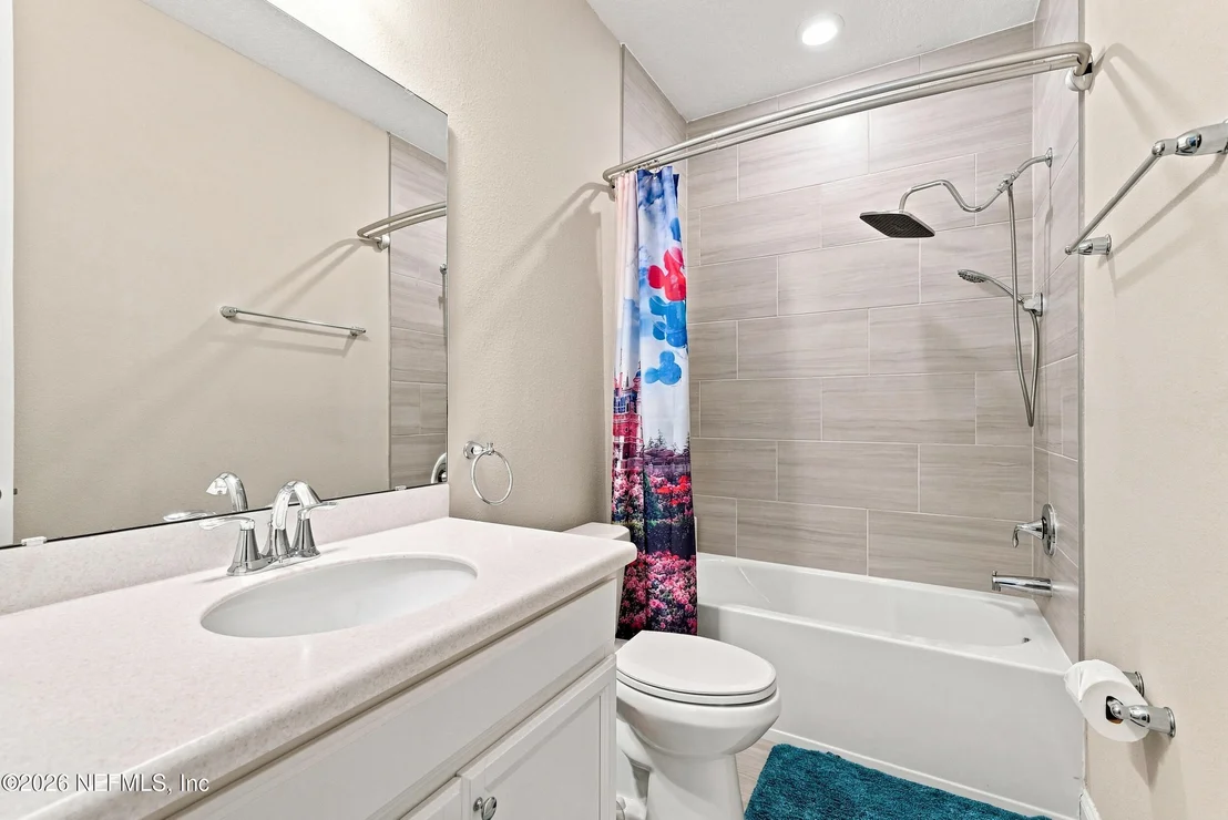 Photo of 559 GLORIETA Drive