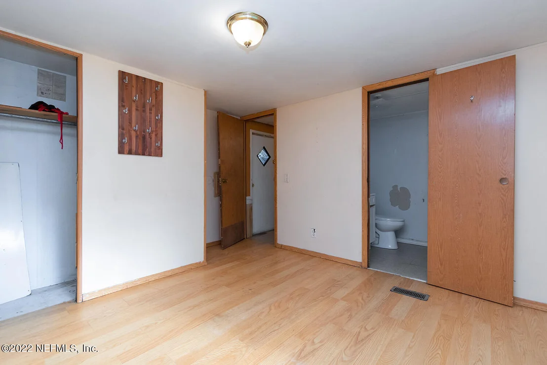 Photo of 100 WILLOW Street