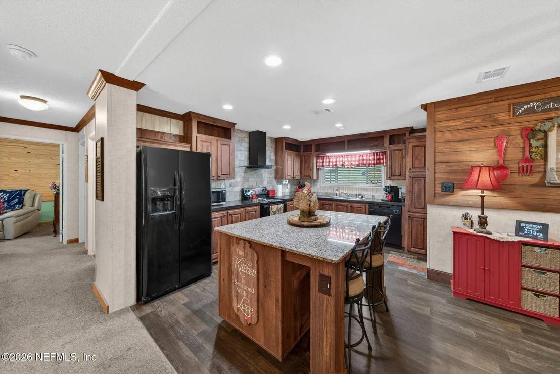 Photo of 10817 GRAYSON Street