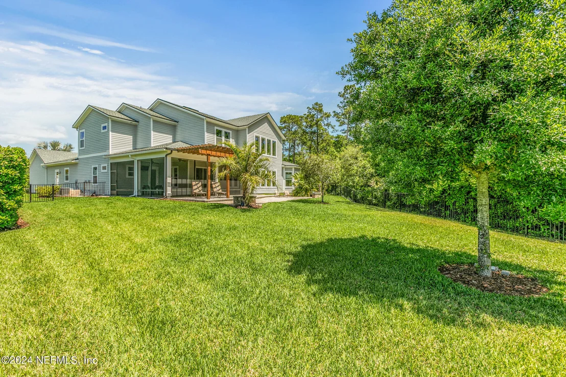 Photo of 863 OLD BLUFF Drive