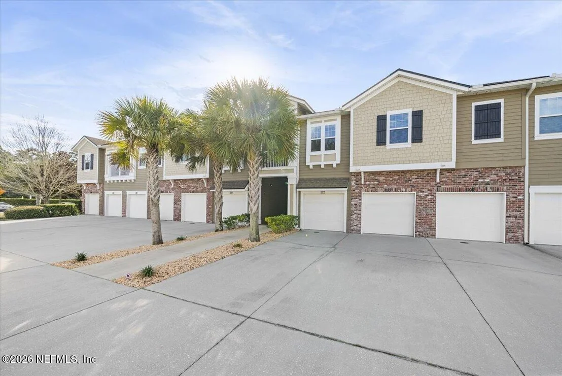 Photo of 1112 GOLDEN LAKE Loop