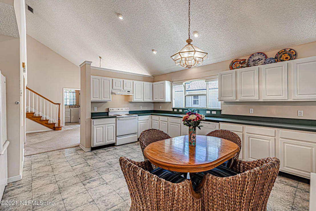 Photo of 1548 LINKSIDE Drive