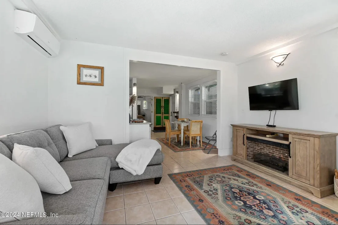 Photo of 152 MANRESA Road