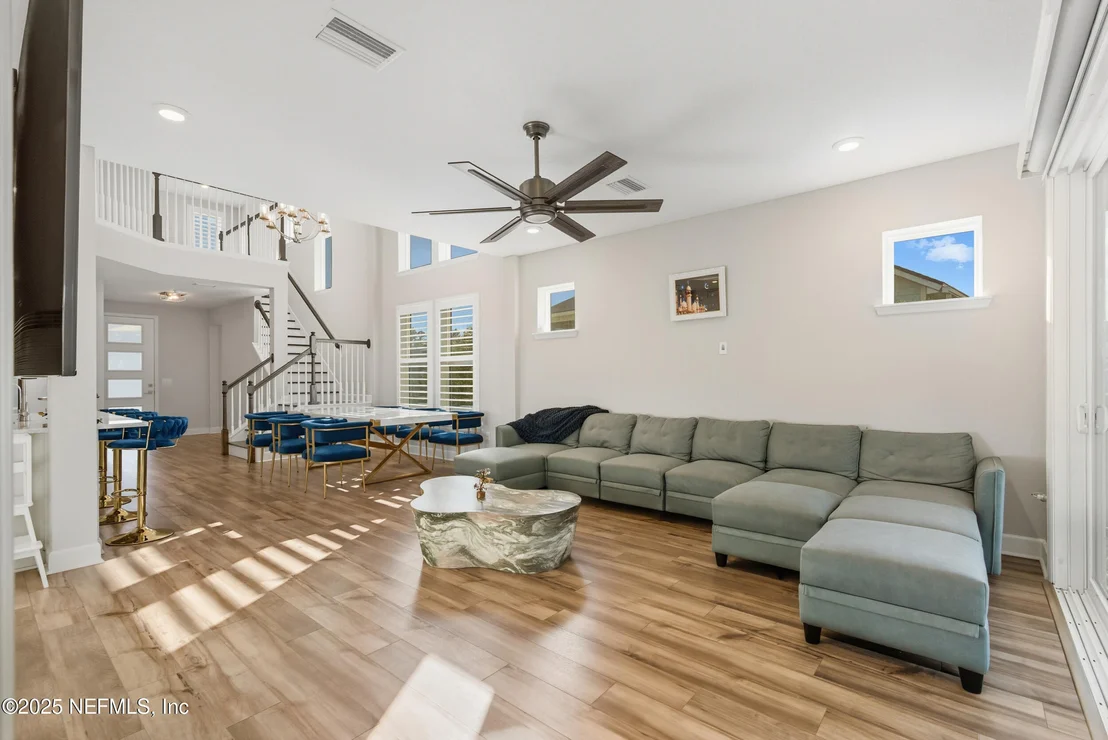 Photo of 43 PATHWAY Court