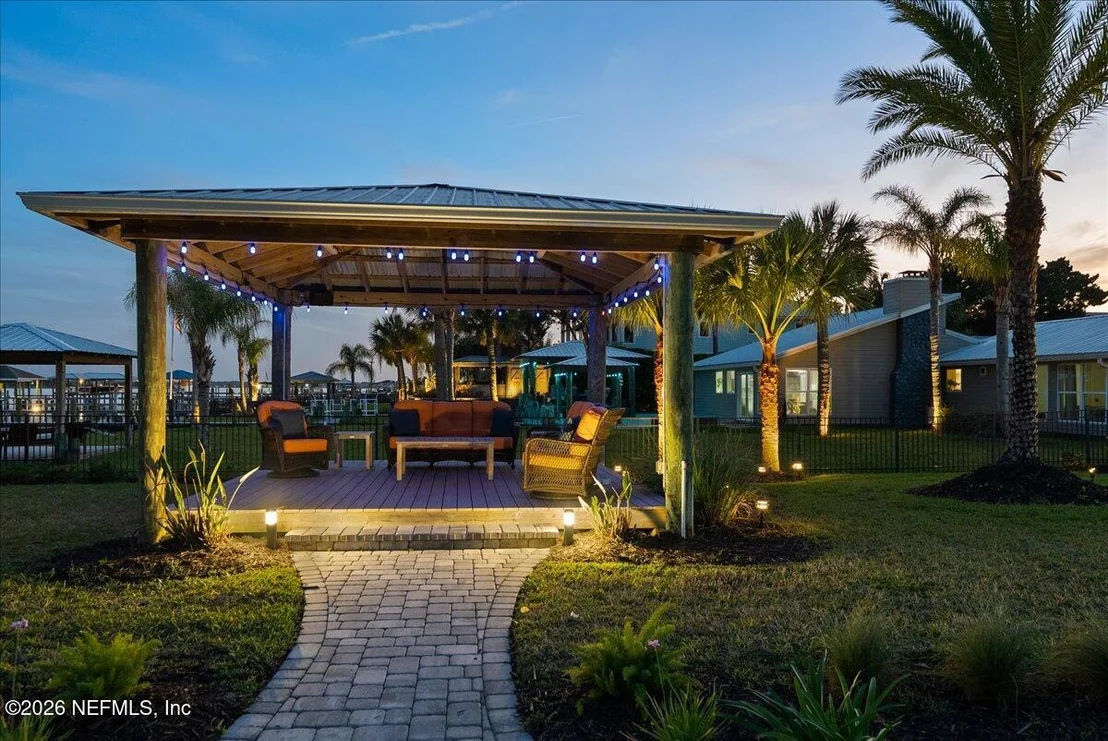 Photo of 9136 HECKSCHER Drive