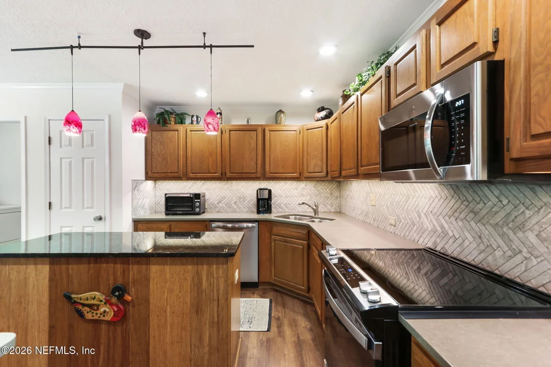 Photo of 1847 CASTILLE Drive