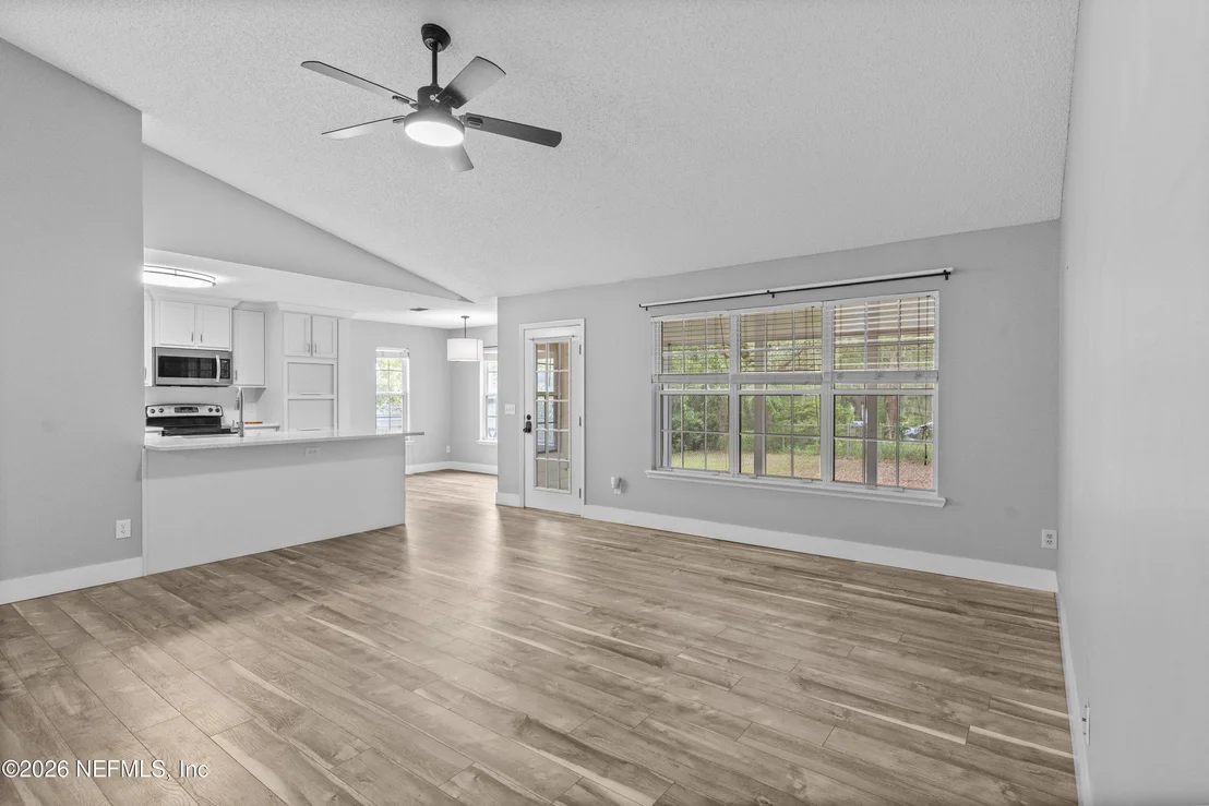 Photo of 7031 OAKRIDGE Loop
