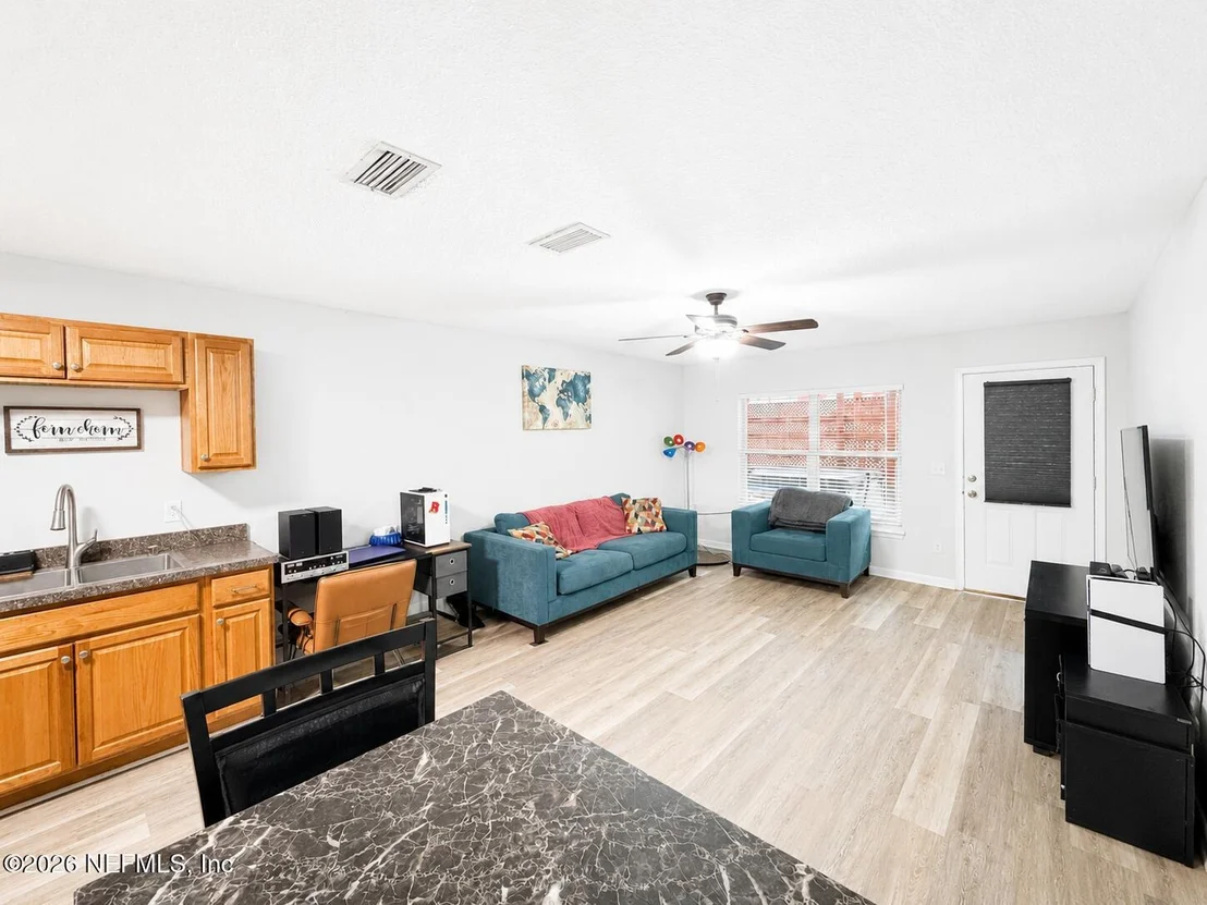 Photo of 4620 HEDGEHOG Street