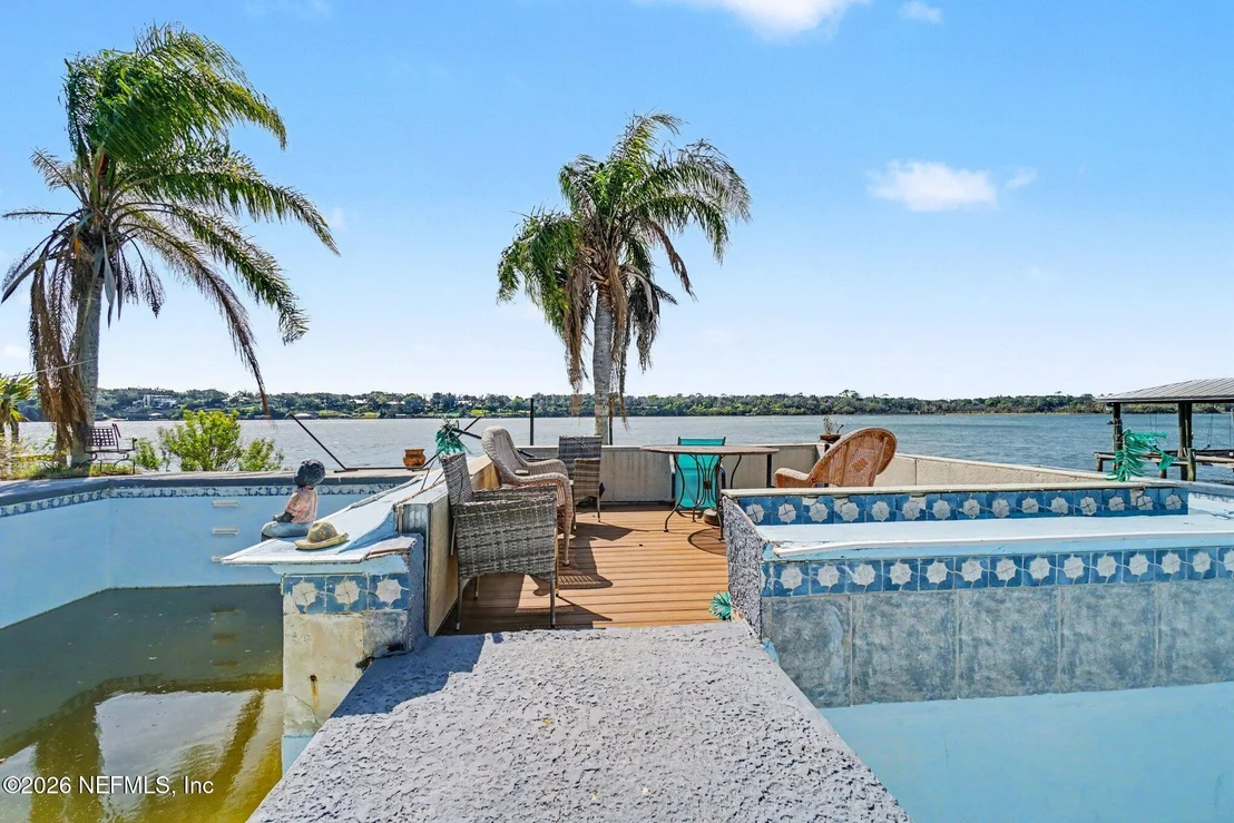Photo of 6964 RAMOTH Drive