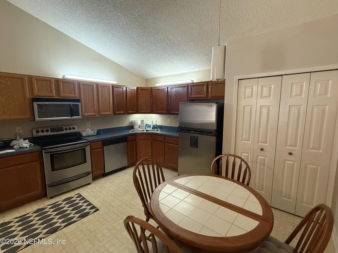 Photo of 1802 SHERATON LAKES Circle