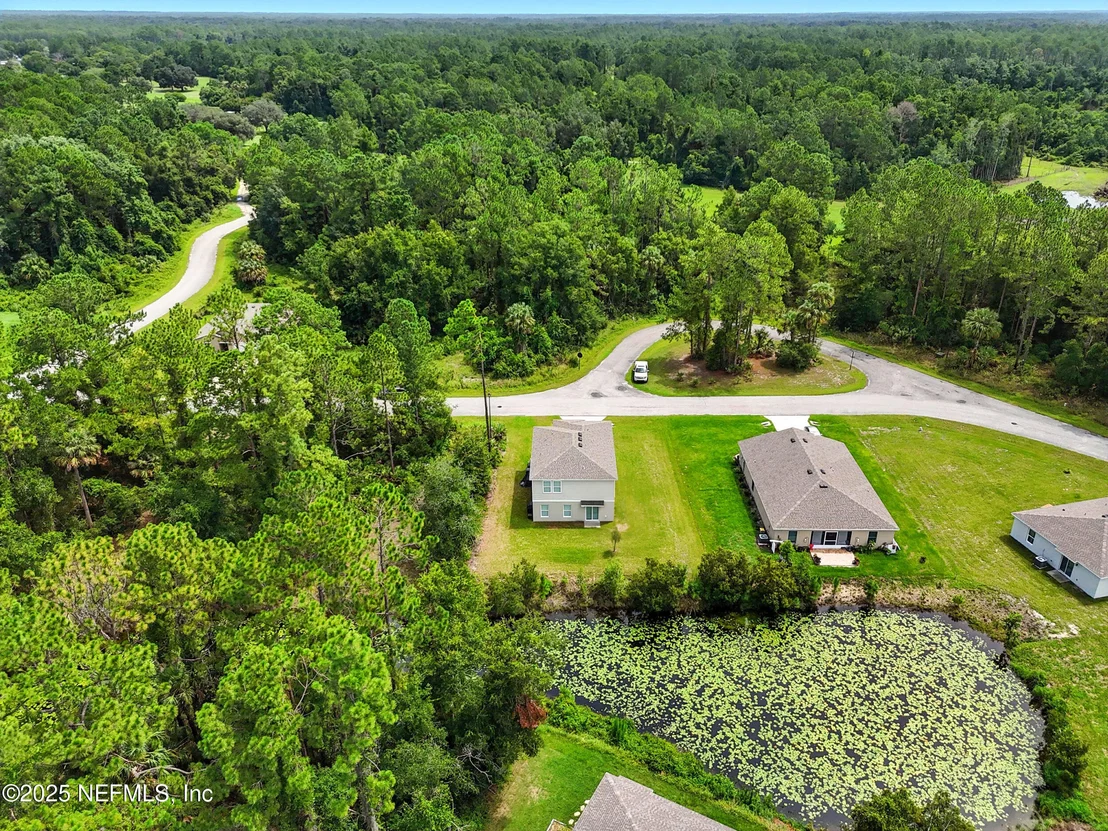 Photo of 380 LIVE OAK Loop