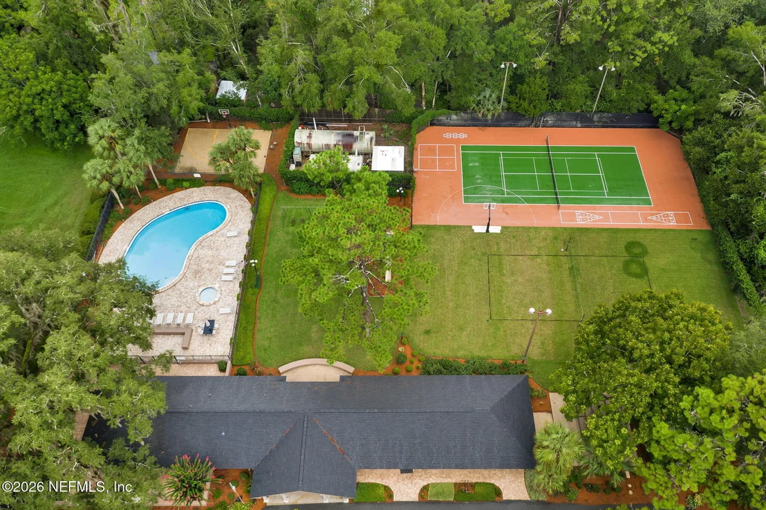 Photo of 1076 MAINSAIL Lane