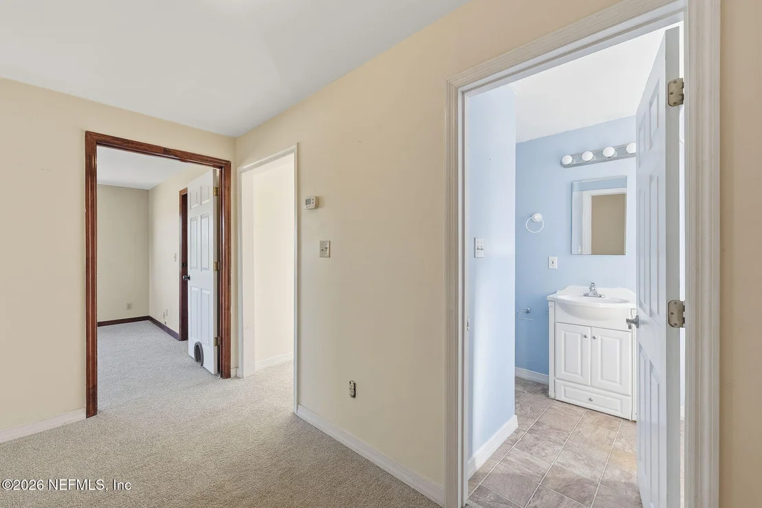 Photo of 1863 LIVE OAK Drive