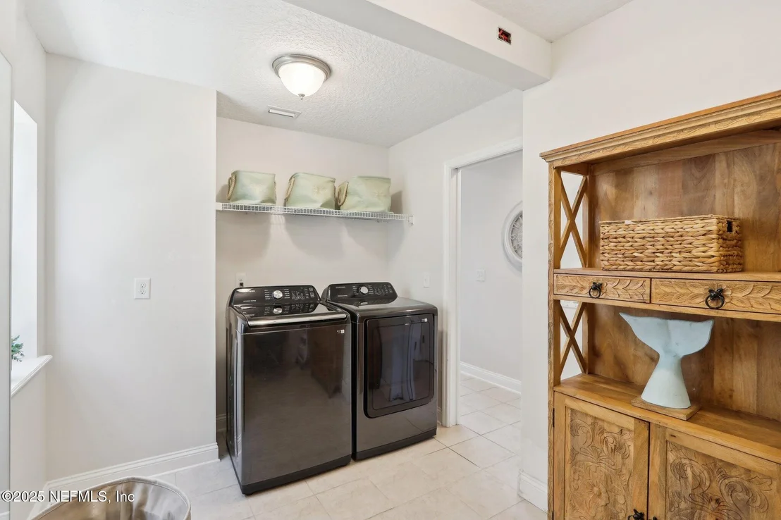 Photo of 212 CORNWALL Drive