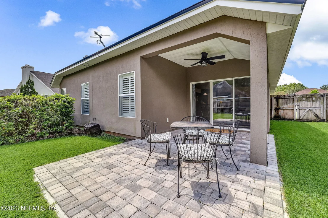 Photo of 412 JOHNS CREEK Parkway