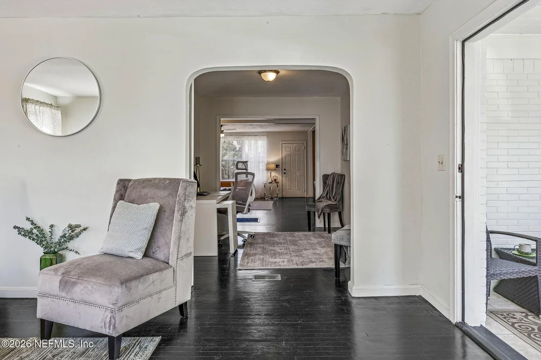 Photo of 426 AIKEN Road