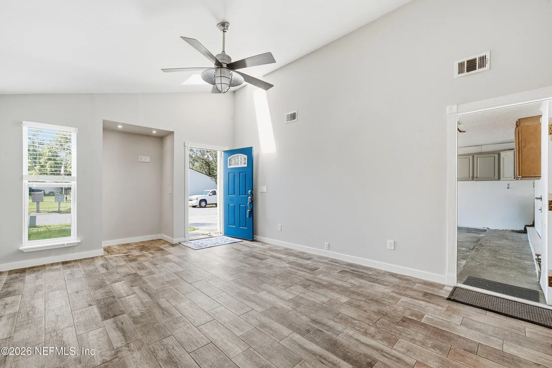 Photo of 6657 PERIWINKLE Drive