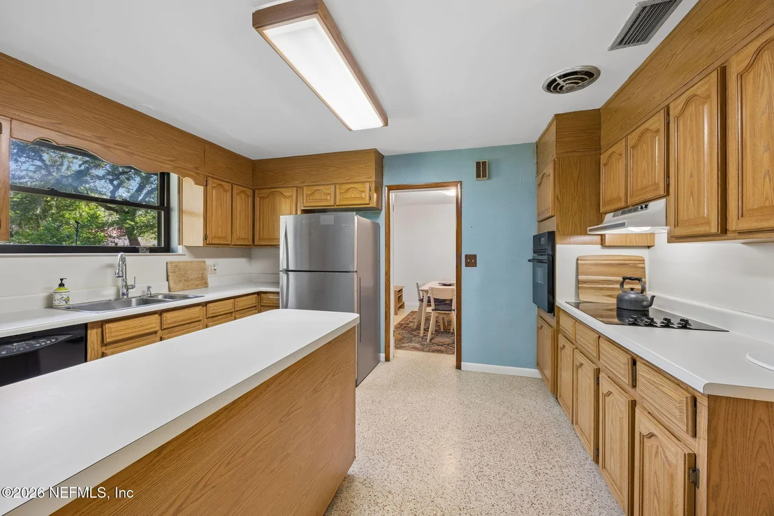 Photo of 1002 NEPTUNE Lane